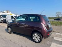 Usata Lancia Ypsilon 60 CV (44 kW) 2008 Viola Utilitaria