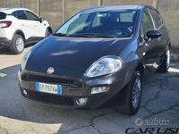 Usata Fiat Punto Lounge 77 CV (56 kW) 2015 Berlina