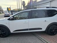 Usata Dacia Jogger Extreme 140 CV (102 kW) 2023 Bianco Monovolume