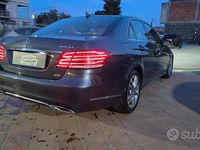 Usata Mercedes E350 Premium 258 CV (189 kW) 2015 Grigio Berlina