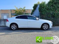 usata Volvo S60 D2 Powershift Kinetic 115cv