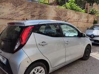 Usata Toyota Aygo Business Edition 72 CV (52 kW) 2019 Grigio Utilitaria