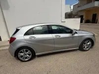 Usata Mercedes A180 109 CV (80 kW) 2014 Grigio Utilitaria