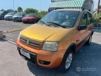 Usata Fiat Panda 4x4 69 CV (50 kW) 2008 Arancione Utilitaria