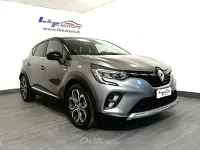 Usata Renault Captur 143 CV (105 kW) 2023 Gray SUV