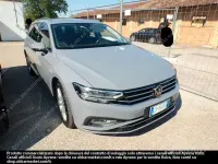 Usata VW Passat Business 150 CV (110 kW) 2023 Grigio Station wagon