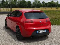Usata Seat Leon FR 170 CV (125 kW) 2009 Rosso Utilitaria