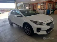 Usata Kia XCeed Style 140 CV (102 kW) 2019 Bianco SUV