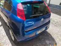 Usata Fiat Grande Punto 90 CV (66 kW) 2005 Blu Utilitaria