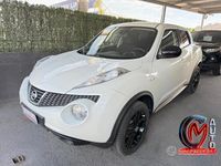 Usata Nissan Juke Tekna 110 CV (80 kW) 2014 Grigio SUV