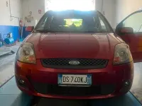 Usata Ford Fiesta 68 CV (50 kW) 2008 Rosso Utilitaria