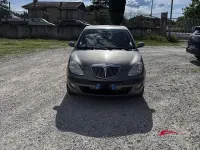 Usata Lancia Ypsilon 69 CV (50 kW) 2005 Oro Utilitaria