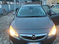 Usata Opel Astra Sport 82 CV (60 kW) 2011 Grigio Station wagon