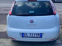 Usata Fiat Punto Lounge 75 CV (55 kW) 2012 Bianco Berlina