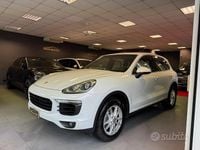 Usata Porsche Cayenne 250 CV (183 kW) 2016 Bianco SUV