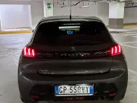 Usata Peugeot 208 Allure 101 CV (74 kW) 2023 Utilitaria