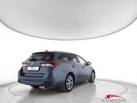 Usata Toyota Auris Hybrid Lounge 99 CV (72 kW) 2017 Blu Station wagon