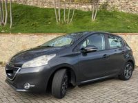 Usata Peugeot 208 68 CV (50 kW) 2015 Grigio Utilitaria