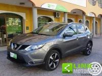 Usata Nissan Qashqai Tekna 131 CV (96 kW) 2016 Grigio SUV