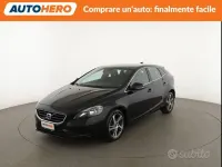 Usata Volvo V40 Momentum 116 CV (85 kW) 2015 Nero Berlina