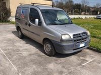 Usata Fiat Doblò 105 CV (77 kW) 2004 Grigio Monovolume