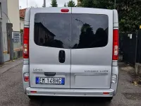 Usata Opel Vivaro 114 CV (83 kW) 2012 Argento Monovolume