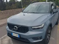 Usata Volvo XC40 R-Design 150 CV (110 kW) 2020 Grigio SUV