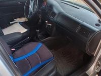 Usata VW Golf IV 101 CV (74 kW) 2002 Berlina
