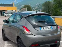 Usata Lancia Ypsilon 80 CV (58 kW) 2019 Grigio Utilitaria