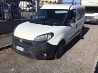 Usata Fiat Doblò 105 CV (77 kW) 2022 Bianco Monovolume