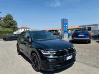 Usata VW Tiguan R-line 150 CV (110 kW) 2022 Nero SUV