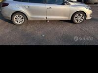 Usata Renault Mégane GrandTour LIMITED 110 CV (80 kW) 2015 Grigio Station wagon