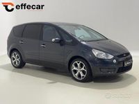 Usata Ford S-MAX Titanium 140 CV (102 kW) 2008 Nero Monovolume