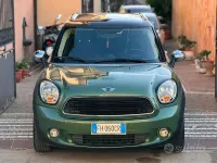 Usata Mini Cooper D Countryman 111 CV (81 kW) 2016 Verde SUV