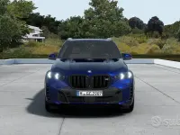 Nuova BMW X5 M M Sport 530 CV (389 kW) 2026 Bluazzurro SUV