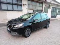 Usata Peugeot 2008 99 CV (72 kW) 2017 Nero SUV
