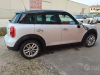 Usata Mini Cooper Countryman 122 CV (89 kW) 2016 Bianco SUV