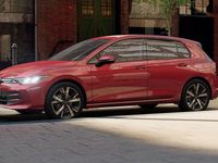 Nuova VW Golf VIII Edition 116 CV (85 kW) 2025 Kings red metallizzato Berlina