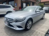 Usata Mercedes C180 122 CV (89 kW) 2019 Argento Berlina