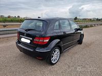 Begagnad Mercedes B200 140 HK (102 kW) 2009 Svart Minibuss