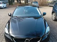 Usado Volvo V40 122 CV (89 kW) 2018 Negro Berlina