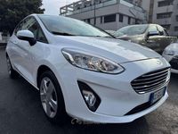 Gebraucht Ford Fiesta Trend 75 PS (55 kW) 2020 Weiß Van