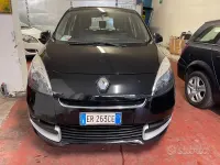 Usata Renault Scénic III XMOD 110 CV (80 kW) 2013 Nero Monovolume