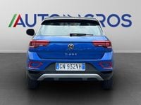 Usata VW T-Roc Life 150 CV (110 kW) 2023 Blu SUV