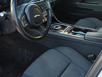 Usata Jaguar XE 200 CV (147 kW) 2016 Bianco Berlina