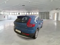 Occasion Volvo XC40 Core 129 ch (94 kW) 2023 Bleue SUV