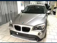 Begagnad BMW X1 2011 Grå SUV