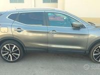 Usata Nissan Qashqai 131 CV (96 kW) 2016 Grigio SUV