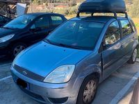 Begagnad Ford Fiesta 68 HK (50 kW) 2005 Halvkombi