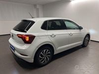 Usata VW Polo Life 95 CV (69 kW) 2024 Bianco Berlina